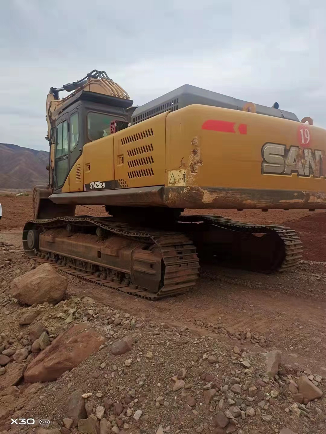 Used Second-Hand SY425C Crawler Excavator